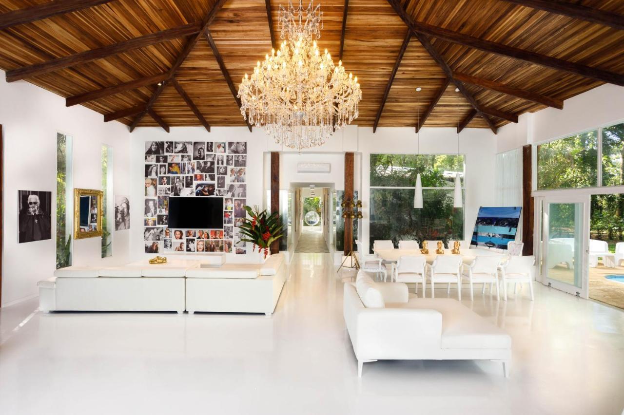 Gigi Brown Villa Paparazzi Beachfront Puerto Viejo de Talamanca المظهر الخارجي الصورة