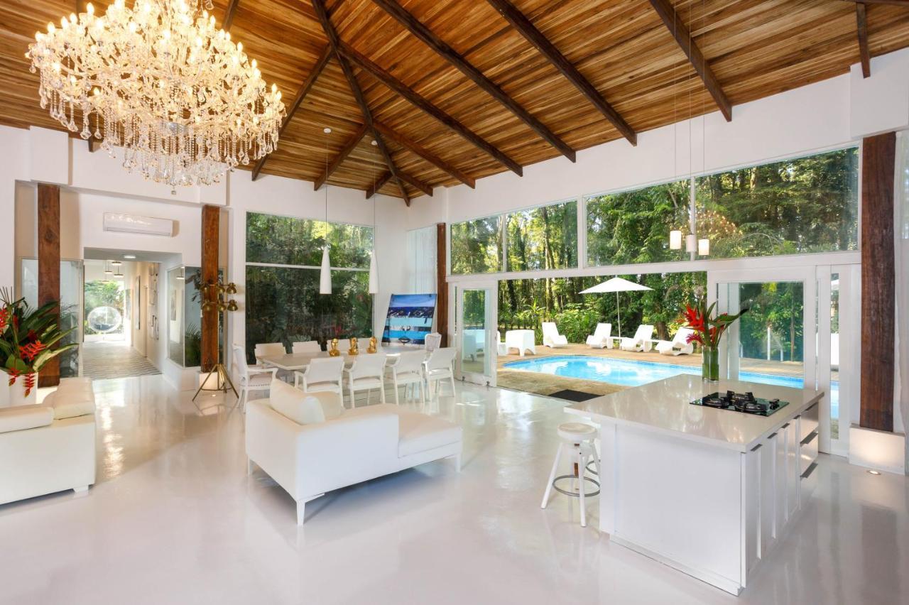 Gigi Brown Villa Paparazzi Beachfront Puerto Viejo de Talamanca المظهر الخارجي الصورة