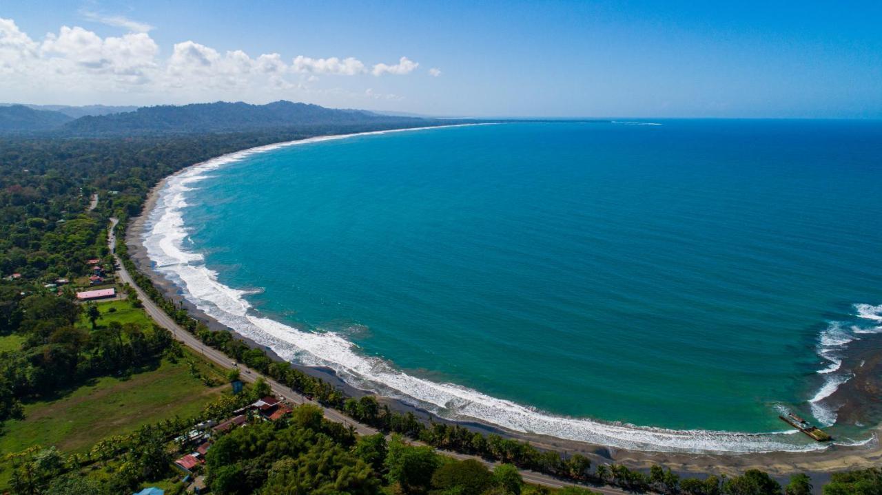 Gigi Brown Villa Paparazzi Beachfront Puerto Viejo de Talamanca المظهر الخارجي الصورة
